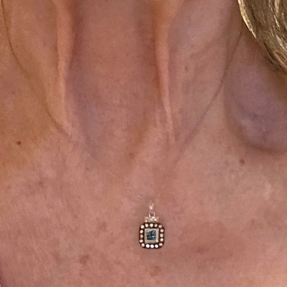 Not Known Jewelry - 10K White Gold Chain with Pendant